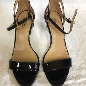 Michael Kors Simone sandals